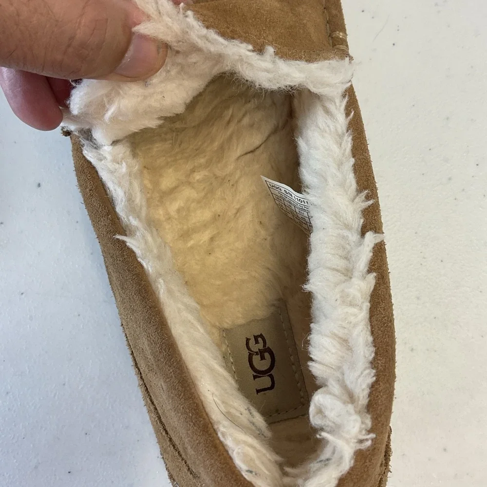 UGG Men's Chestnut Suede Ascot Slippers Size 12 Shearling Cabin Cozy Lounge